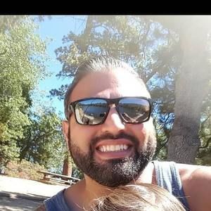 Meet your Posher, Jonathan